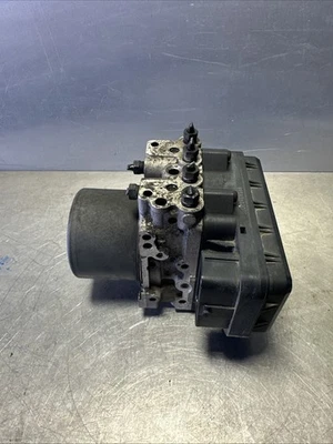 Actuador y modulador de bomba de freno antibloqueo ABS 2013-2015 Scion XB OEM 44540-12512 Foto 1 de 4