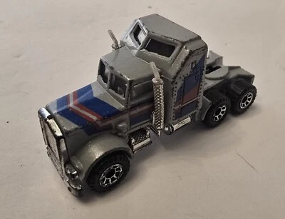 Литой автомобиль Matchbox 1981 Kenworth Aerodyne - полугрузовик отдельные шоу износ - Изображение 1 из 4
