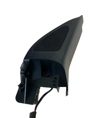 2005-2010 Volkswagen Jetta Front Right Side Door Mirror Corner Trim W/ Tweeter  Foto 1 de 4