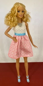 Mattel 2015 ❤ Barbie ❤ Fashionistas #14 Power Pink Doll Original Outfit #DGY57 - Picture 1 of 3