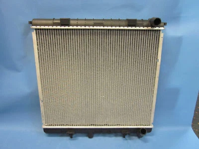 Range Rover V8 99 - 02 Fenix Radiator - Image 1 of 4