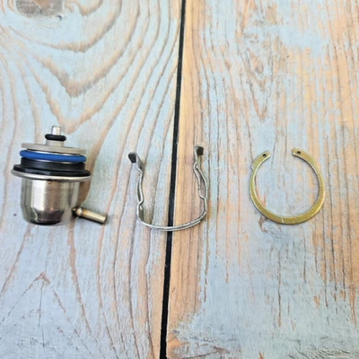 Kit regulador de presión de inyección de combustible ACDelco 2173073 GM 19245530 Camaro Express Foto 1 de 4