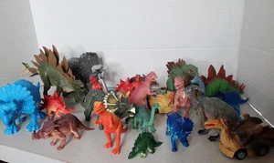 mixed dinosaur toys lot - Picture 1 of 9