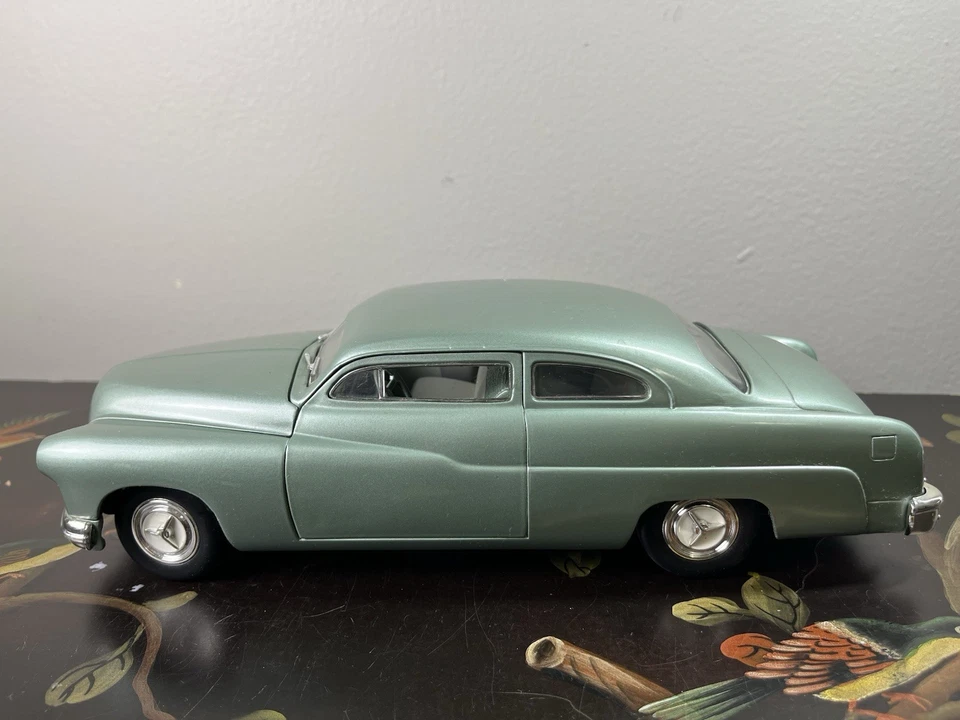 De colección Ertl American Muscle 1951 Mercurio picado escala 1/18 fundido a presión verde menta Foto 1 de 4