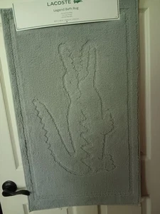 LACOSTE Signature Logo bath rug Light GRAY Anti-Slip Ultra soft 20 x 32 in NEW - Picture 1 of 4