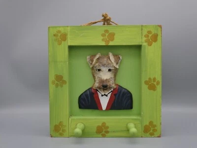 Schnauzer Terrier 3D en traje decoración colgante de pared 2 ganchos de pasador antropomórfico 8" Foto 1 de 4