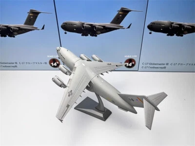 1/200 USAF C-17 Globemaster III C17 Military Transport Aircraft Diecast Model To - Image 1 of 4