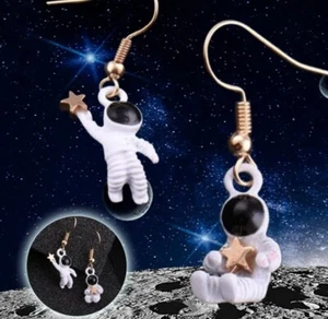 New Astronaut Space Planet Earrings Ear Ring Jewelry Fashion Novelty Space - Picture 1 of 4