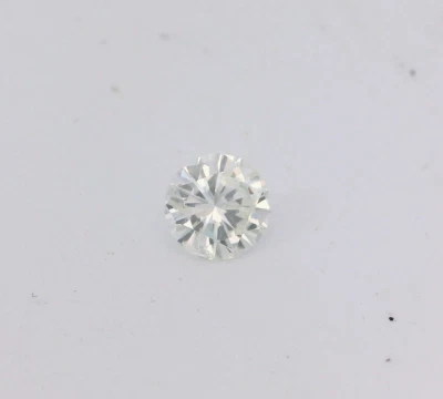 Diamante natural suelto brillante redondo GIA 0,63 quilates I, I2 5,60-5,64 x 3,29 mm Foto 1 de 2