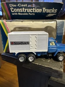 NOS Tomica Dandy Nissan Diesel ScanDutch Box Truck Not Working 1/70 Die Cast - Picture 1 of 22
