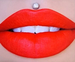 Jeffree Star Velour Liquid Lipstick Authentic Shade RedRum 5.6 ml NEW In Box - Picture 1 of 6