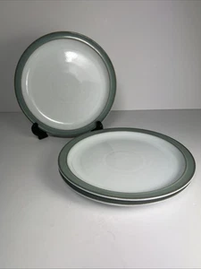 Denby - Regency Green - 3 x Salad / Lunch Plates - 22cm Diameter - Stoneware - Picture 1 of 5