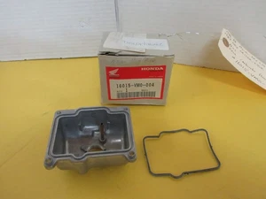 OEM N.O.S Honda TRX 250R, CR 125/250/500 carburetor float bowl #16015-VM0-004 - Picture 1 of 6