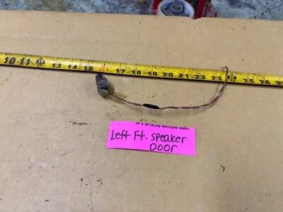 CONECTOR ALTAVOZ PUERTA DELANTERA IZQUIERDA PICKUP NISSAN 1995-1997 COLETA Foto 1 de 4