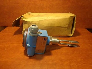 Endress+Hauser Liquiphant FTL360-DGR2A4C level switch - Picture 1 of 3