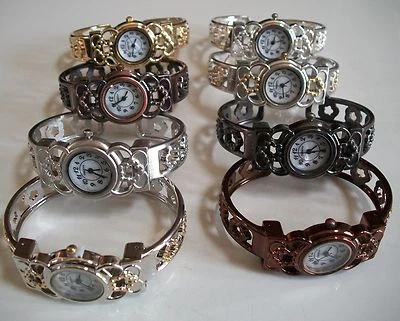 Relógio casual feminino acabamento sortido mostrador número flor pulseira da moda - Imagem 1 de 4