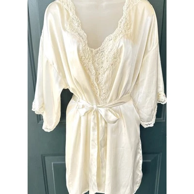 VTG Gold Label Victoria's Secret Satin and Lace Peignoir Set with Tulle Back, M - Image 1 of 4