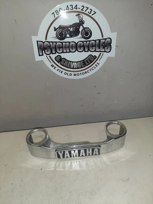 1980 Yamaha XS650 emblema da tampa do garfo dianteiro Xs 650 81 - Imagem 1 de 4