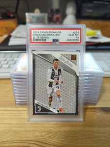🔥Cristiano Ronaldo PSA 10 Super Low POP 2018 Donruss Elite Series 900 Goals🔥 - Bild 1 von 3