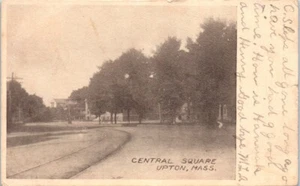 CENTRAL SQUARE Upton, Massachusetts MA - Postcard - Picture 1 of 2