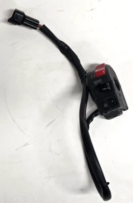 Interruptor de apagado con clip de mango derecho Kawasaki Ninja ZX-10R 2018-2020 OEM Foto 1 de 4