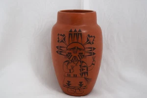 Vaso cilíndrico negro sobre rojo de los primeros nativos americanos Sadie Adams Hopi - Imagen 1 de 18