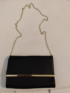 Black Guess Purse - Picture 1 of 13