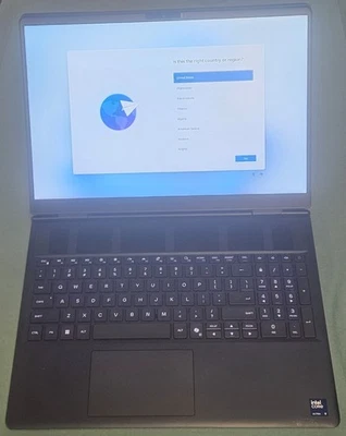 Portátil Alienware 16X Aurora Intel Core Ultra 9 32 GB RAM 1 TB SSD NVIDIA 5060 Foto 1 de 4