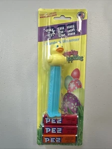 NEW SEALED PEZ Rubber Duck Ducky Candy Dispenser - Picture 1 of 3