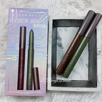 Urban Decay 24/7 Cyber Shift Neutral Cream Eyeshadow Stick Duo Roach & Mildew - Image 1 of 2