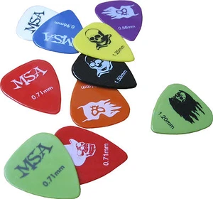 10 Stck. PLEKTREN - PLEKTRUM - PICKS - GEMISCHTE FARBEN UND STÄRKEN - GITARRE - Bild 1 von 3