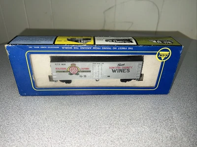 D  (HO) Finest Sonoma Country Wines KTX #6012. reefer In Box B4 - Image 1 of 4