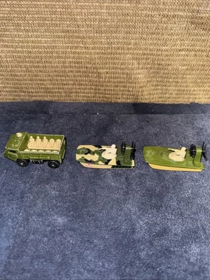 VINTAGE MATCHBOX SUPERFAST PERSONNEL CARRIER AND 2 SWAMP RAT 1976 - Image 1 of 4