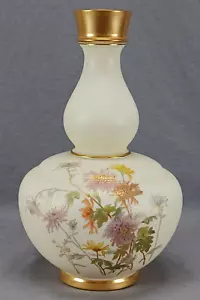 Royal Worcester Hand Painted Chrysanthemums Blush Ivory & Gold Vase C. 1888 - Picture 1 of 12