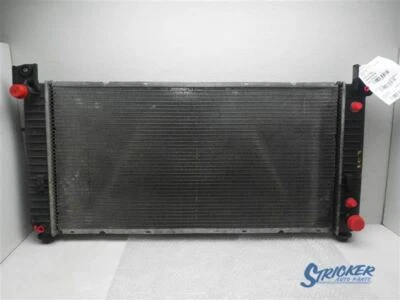 Radiador compatible con camioneta Sierra 1500 05-13 1098316 Foto 1 de 4