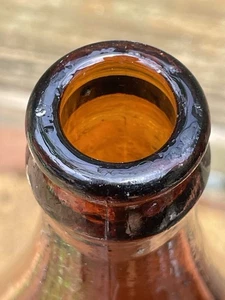 Botella de cerveza vintage 1968 NSW Bottle Company CUB vidrio australiano AGM cuello largo - Imagen 1 de 7