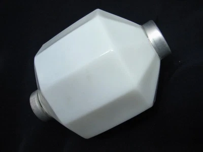 Veleta antigua de bola de lámpago de vidrio de leche de diamante D&S Jewel Foto 1 de 4