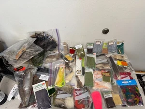 Huge Lot Vintage Hareline Fly Tying Material Kit – Assorted Feathers & Supplies - Picture 1 of 13