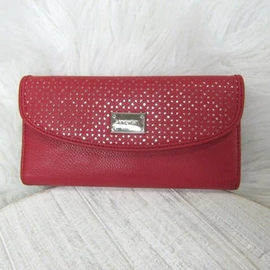 Cartera Nine West roja plateada diseño corte láser - Imagen 1 de 7