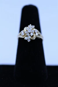 14KT YELLOW GOLD UNIQUE CLUSTER DIAMOND RING - Picture 1 of 4