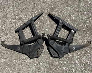 1977-1979 CADILLAC COUPE DEVILLE FLEETWOOD  HOOD HINGES 77-79 - Picture 1 of 9