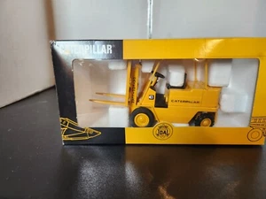 Joal #215 CATERPILLAR Fork Lift Cat V60C MIB NRFB 1:25 Die Cast Spain Blk/Yellow - Picture 1 of 5