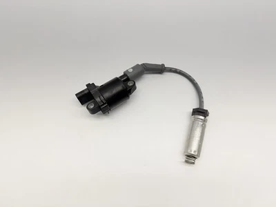 2020-2024 Chevrolet Silverado 1500 5.3L Ignition Coil 12699383 - Image 1 of 4