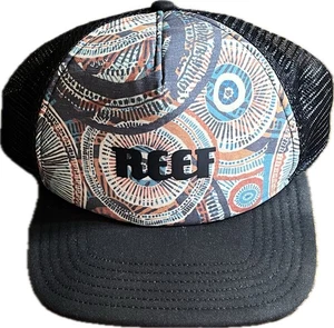 Gorra Reef Trucker Malla Ajustable Snapback Negra Logo Surf - Imagen 1 de 9