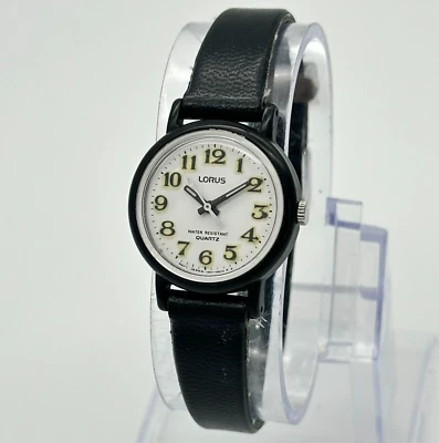 Винтажные женские черные пластиковые классические нарядные/повседневные часы LORUS, 26 мм, V821-0140 - Изображение 1 из 4