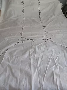GRANDE TOVAGLIA IN PIZZO BATTENBURG 62x120 COTONE BIANCO NUOVA SENZA ETICHETTE - Foto 1 di 6