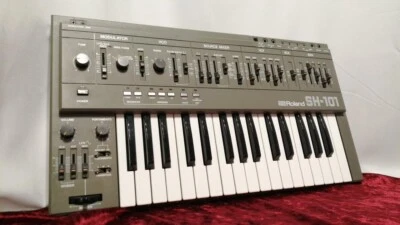Roland SH-101 Analog Synthesizer (Gray) – Iconic Fat Bass & Lead Machine - Image 1 of 4