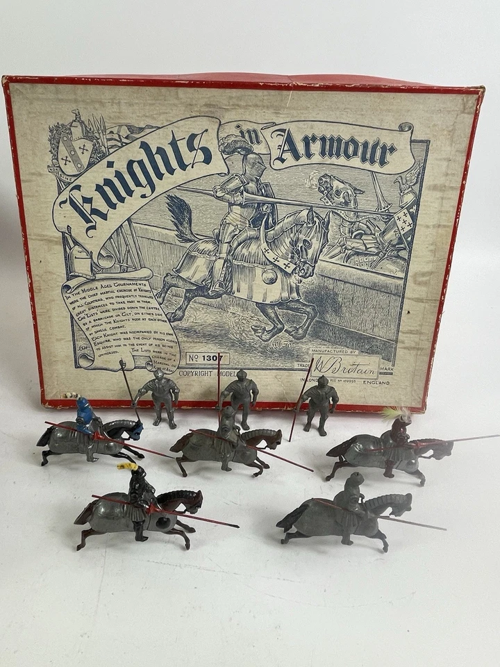 W. Britains Historical Series 16TH CENTURY KNIGHTS IN ARMOUR No. 1307 - Image 1 of 4