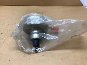 NOS Dodge 94-96 Dakota Fuel Injection Pressure Regulator 4864849AB - Picture 1 of 2