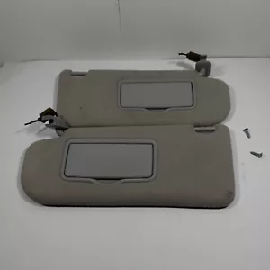 2006-2008 Mazda 6 Sun Visor Shade Left Right Sun Visors W/Light OEM - Picture 1 of 6